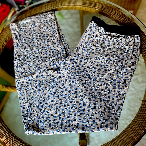 Dkny Other - DKNY PRINTED PAJAMA LOUNGE PANTS